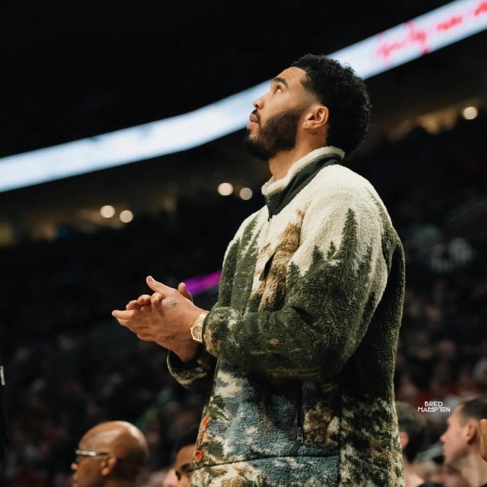 关于塔图姆回归赛场,爆冷首场状态亮眼,篮网观众沸腾!的信息 关于塔图姆回归赛场,爆冷首场状态亮眼,篮网观众沸腾!的信息