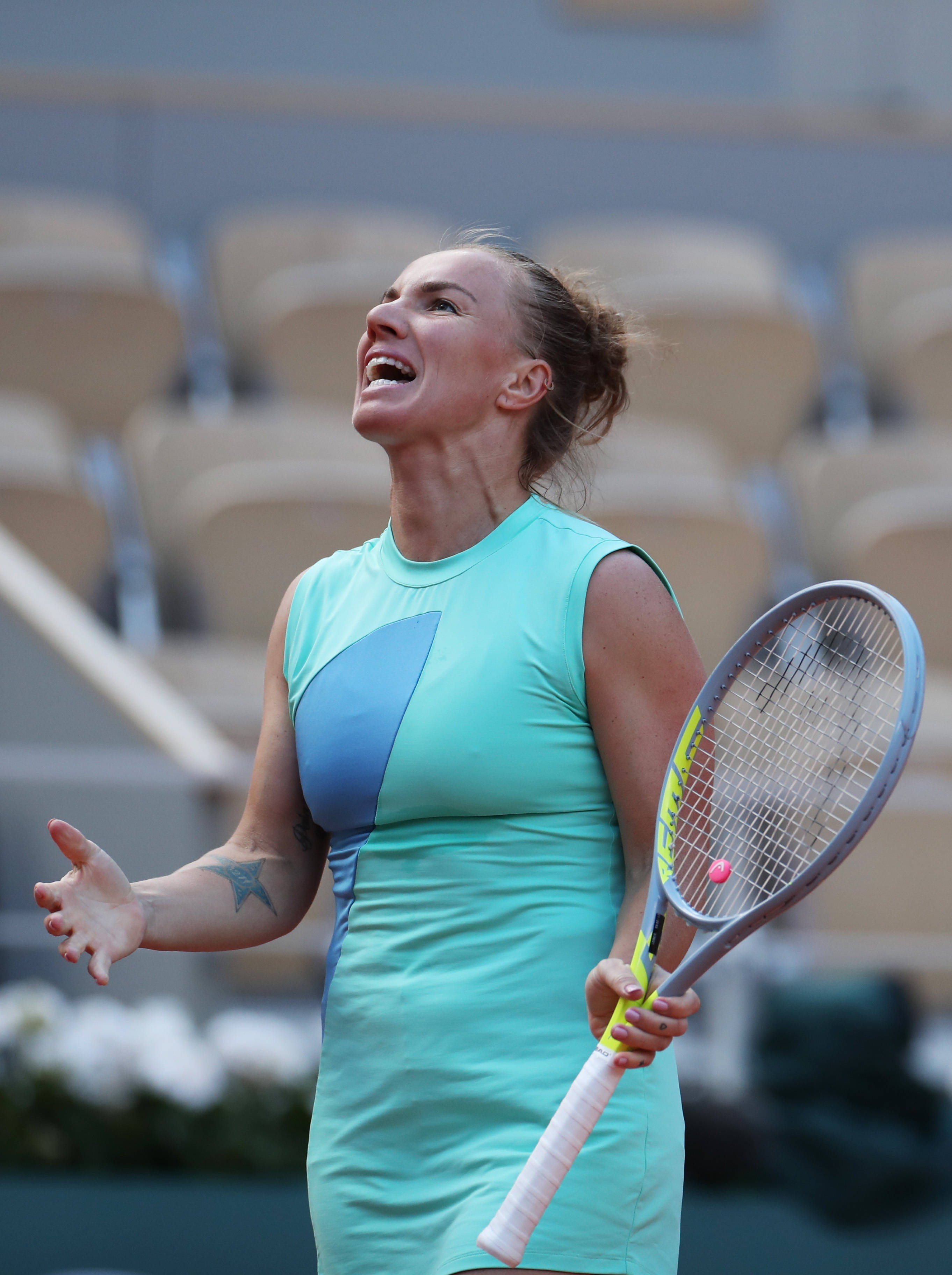 关于阿扎伦卡回归赛场,赛况扑朔迷离首场状态亮眼,TL观众沸腾!的信息 关于阿扎伦卡回归赛场,赛况扑朔迷离首场状态亮眼,TL观众沸腾!的信息