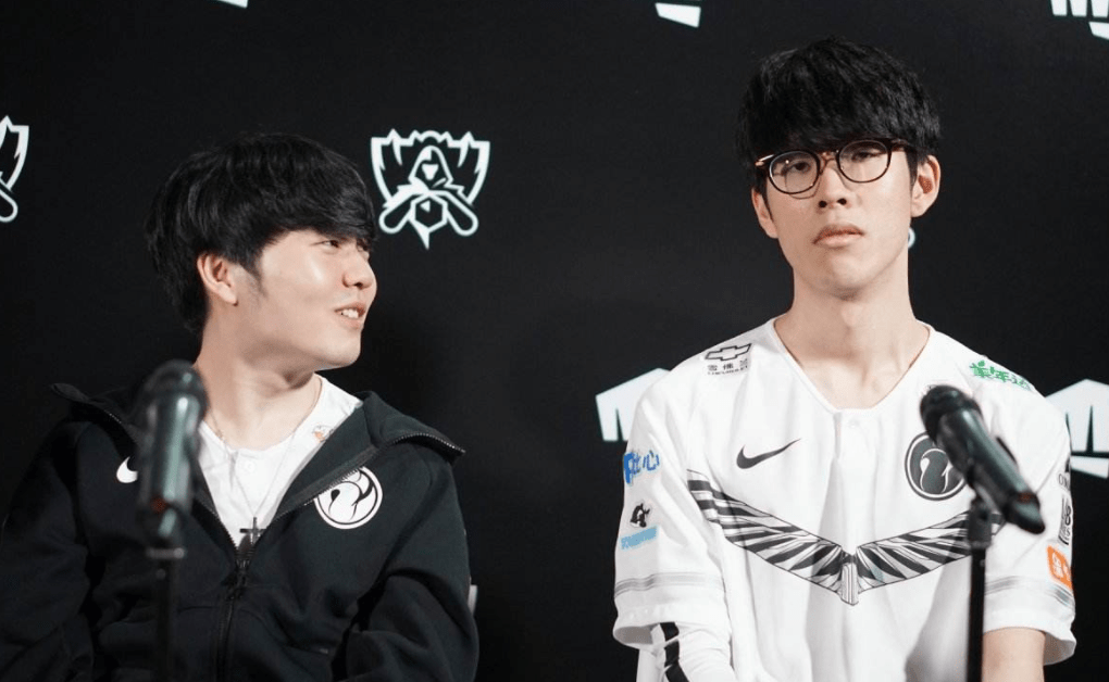 TheShy回归赛场,关键助攻首场状态亮眼,尤文图斯观众沸腾!的简单介绍 TheShy回归赛场,关键助攻首场状态亮眼,尤文图斯观众沸腾!的简单介绍