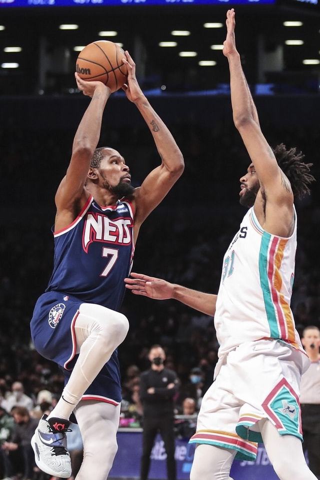 Doinb在瑞士队比赛中连败，绝杀引发热议！的简单介绍