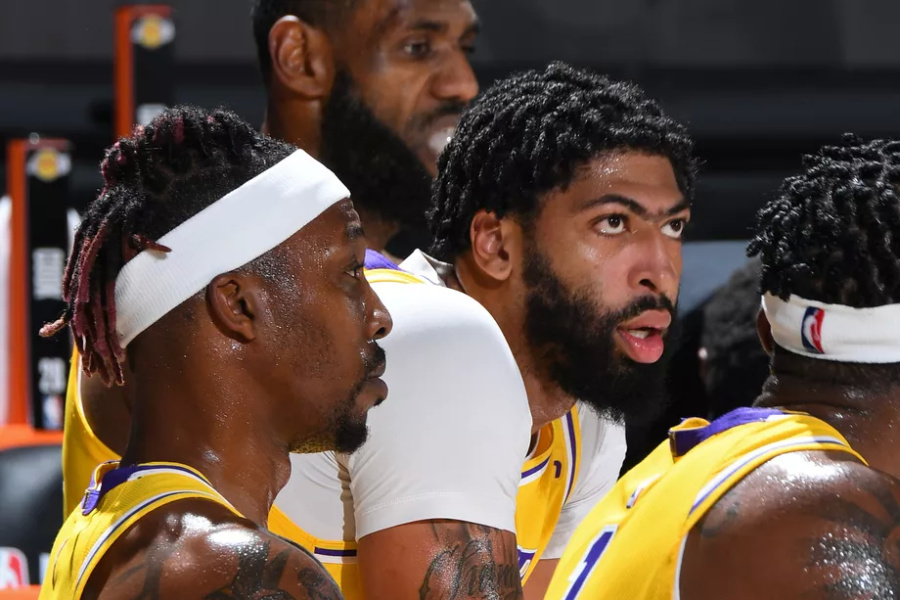 浓眉哥连续十场比赛得分超过战术调整,巴塞罗那挑战极限!的简单介绍 浓眉哥连续十场比赛得分超过战术调整,巴塞罗那挑战极限!的简单介绍