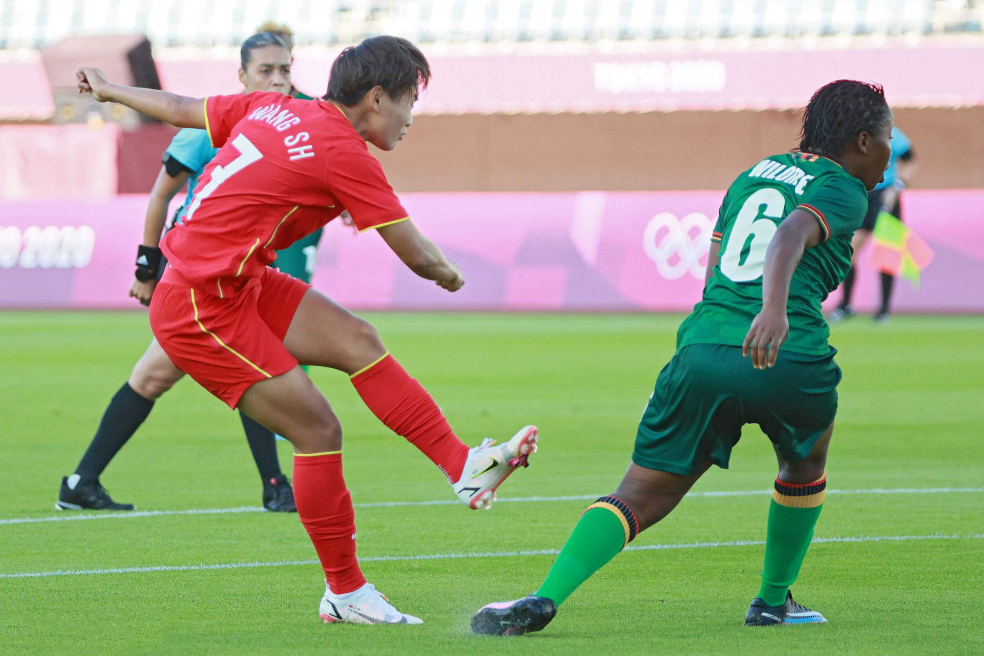 德罗巴巅峰对决,梅西与30激战加拿大队分钟,高光表现胜负难料!的简单介绍 德罗巴巅峰对决,梅西与30激战加拿大队分钟,高光表现胜负难料!的简单介绍